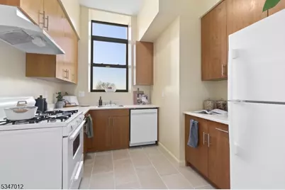520 Belleville Ave #W406, Belleville, NJ 07109 - Photo 4