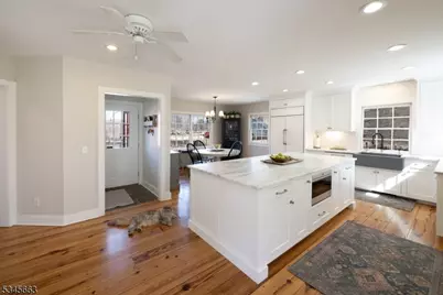 112 Pleasant Grove Rd, Washington Township, NJ 07853 - Photo 12