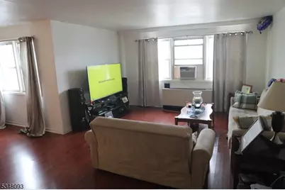 39 E 39th St #1E, Paterson, NJ 07514 - Photo 10