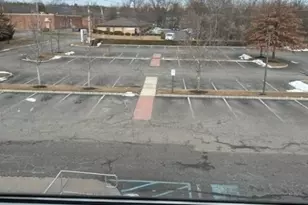 4 Minneakoning Rd, Raritan Township, NJ 08822 - Photo 4