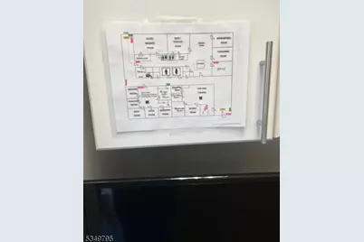 4 Minneakoning Rd, Raritan Township, NJ 08822 - Photo 8