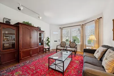 36 Phoenix Ave Unit #A, Morristown, NJ 07960 - Photo 4