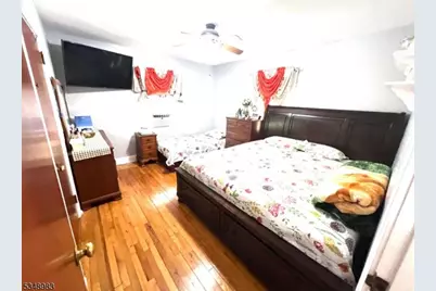 32 Lenox Ave, Paterson, NJ 07502 - Photo 6