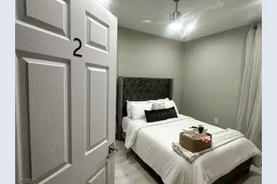 365 Leslie St, Newark, NJ 07112 - Photo 4