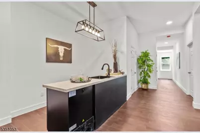 100 Glenwood Ave #1, East Orange, NJ 07017 - Photo 10