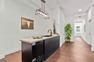 100 Glenwood Ave, East Orange, NJ 07017 - Photo 10