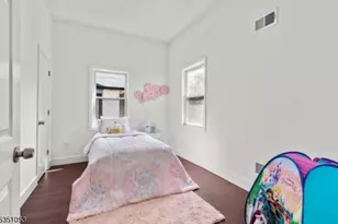 100 Glenwood Ave, East Orange, NJ 07017 - Photo 12