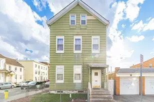 32 Wall St, Newark, NJ 07105 - Photo 1