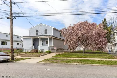 32 E 4th St, Clifton, NJ 07011 - Photo 4