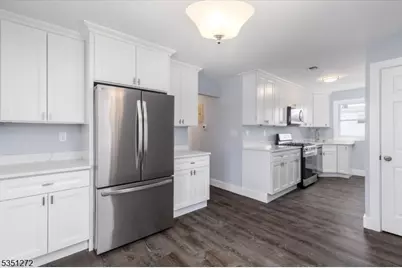 32 E 4th St, Clifton, NJ 07011 - Photo 18