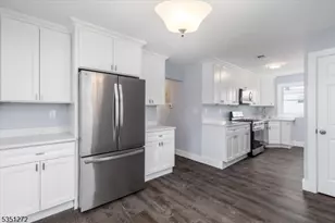 32 E 4th St, Clifton, NJ 07011 - Photo 18