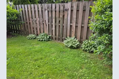 225 W Washington Ave, Washington Boro, NJ 07882 - Photo 32