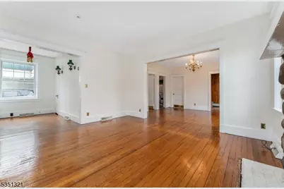 225 W Washington Ave, Washington Boro, NJ 07882 - Photo 8