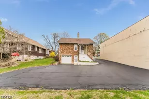 225 W Washington Ave, Washington Boro, NJ 07882 - Photo 22