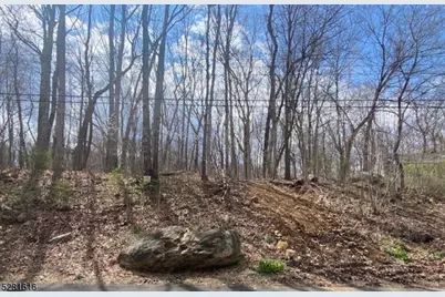 59 W Shawnee Trl, Jefferson Township, NJ 07885 - Photo 1