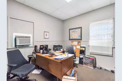 305 S Michigan Ave, Kenilworth, NJ 07033 - Photo 38