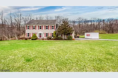 10 Tracey Ln, Mount Olive, NJ 07828 - Photo 1