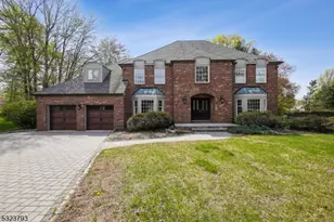 82 Silver Spring Ct, East Hanover Township, NJ 07936 - Photo 1