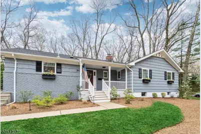 13 E Elbrook Dr, Allendale, NJ 07401 - Photo 1