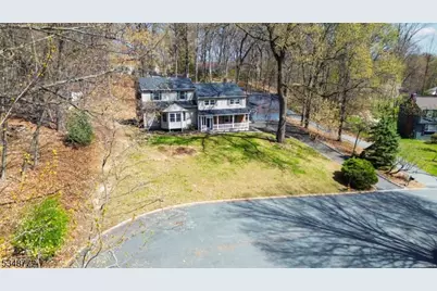 39 Dodie Dr, Parsippany, NJ 07054 - Photo 1