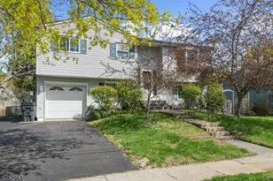 19 Shelley Dr, Hackettstown, NJ 07840 - Photo 1