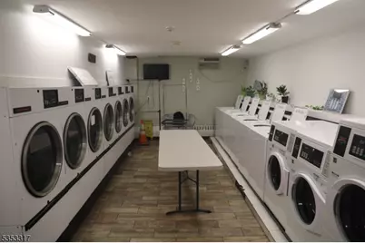 39 E 39th St #8G, Paterson, NJ 07514 - Photo 12