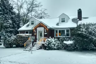 403 Hamilton St, Roselle, NJ 07203 - Photo 1