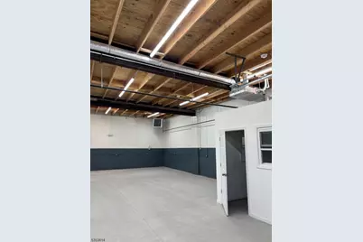 67 Woodside Pl, Newark, NJ 07104 - Photo 10