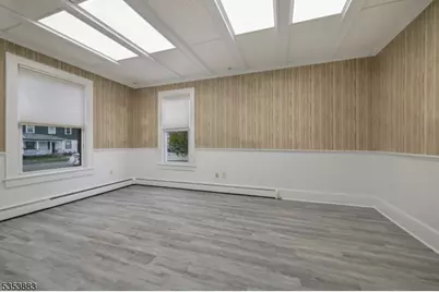 295 Montgomery St, Bloomfield, NJ 07003 - Photo 8