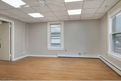 295 Montgomery St, Bloomfield, NJ 07003 - Photo 22