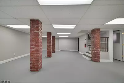 295 Montgomery St, Bloomfield, NJ 07003 - Photo 32