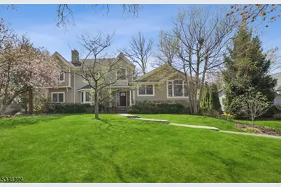 15 Wordsworth Rd, Millburn, NJ 07078 - Photo 1