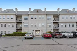 521 Brittany Dr, Wayne, NJ 07470 - Photo 1