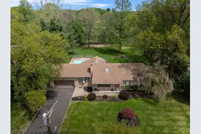 23 Willow Brook Ct, North Haledon, NJ 07508 - Photo 1