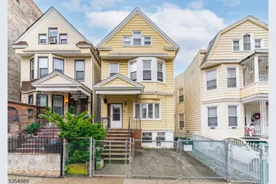 27 Lexington Ave, Jersey City, NJ 07304 - Photo 1