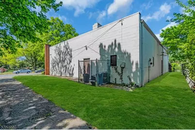 301 Forest Rd, Scotch Plains Township, NJ 07076 - Photo 16