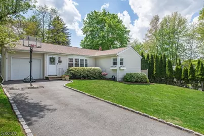 40 Woodrow Place, West Caldwell, NJ 07006 - Photo 1