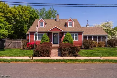 905 Lakeside Pl, Union Township, NJ 07083 - Photo 1