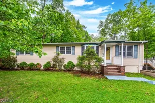 4 Burgher Rd, Vernon, NJ 07422 - Photo 1