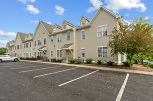 4 Walter E Foran Blvd, Raritan Township, NJ 08822 - Photo 4