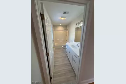 758 Somerset St #2, Watchung, NJ 07069 - Photo 6