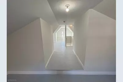 758 Somerset St #2, Watchung, NJ 07069 - Photo 12