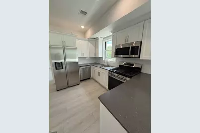 261 Marshall St #507, Paterson, NJ 07503 - Photo 2