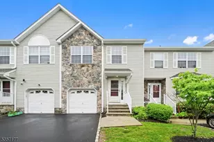 16 Ashley Ct, Franklin Township, NJ 08873 - Photo 1