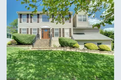 32 Fox Chase Ln, Roxbury Township, NJ 07852 - Photo 1