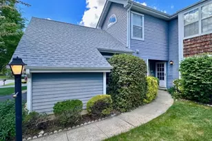 13B Ashbourne Dr, Monroe Township, NJ 08831 - Photo 1