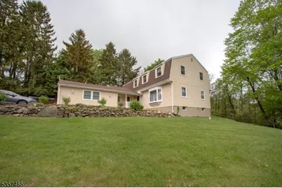 10 Graphic Blvd, Sparta Township, NJ 07871 - Photo 1