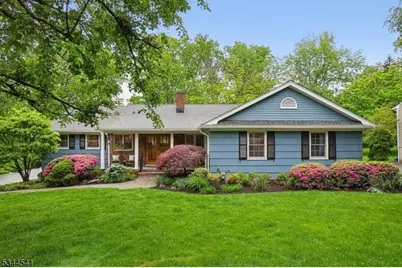 1029 Ledgewood Rd, Mountainside, NJ 07092 - Photo 1