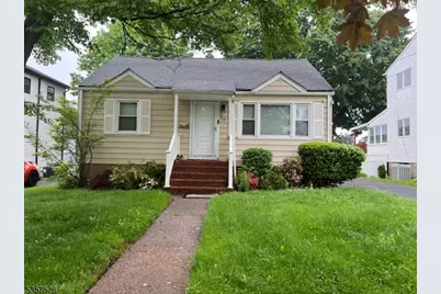 18 Livingston St, Clifton, NJ 07013 - Photo 1