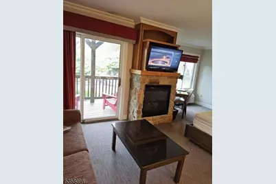 2 Chamonix Dr #326, Vernon, NJ 07462 - Photo 1